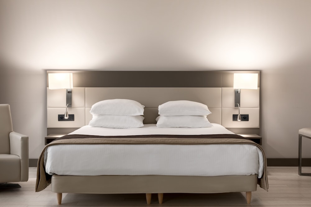 Room, 1 King Bed with Sofa bed, Sea View