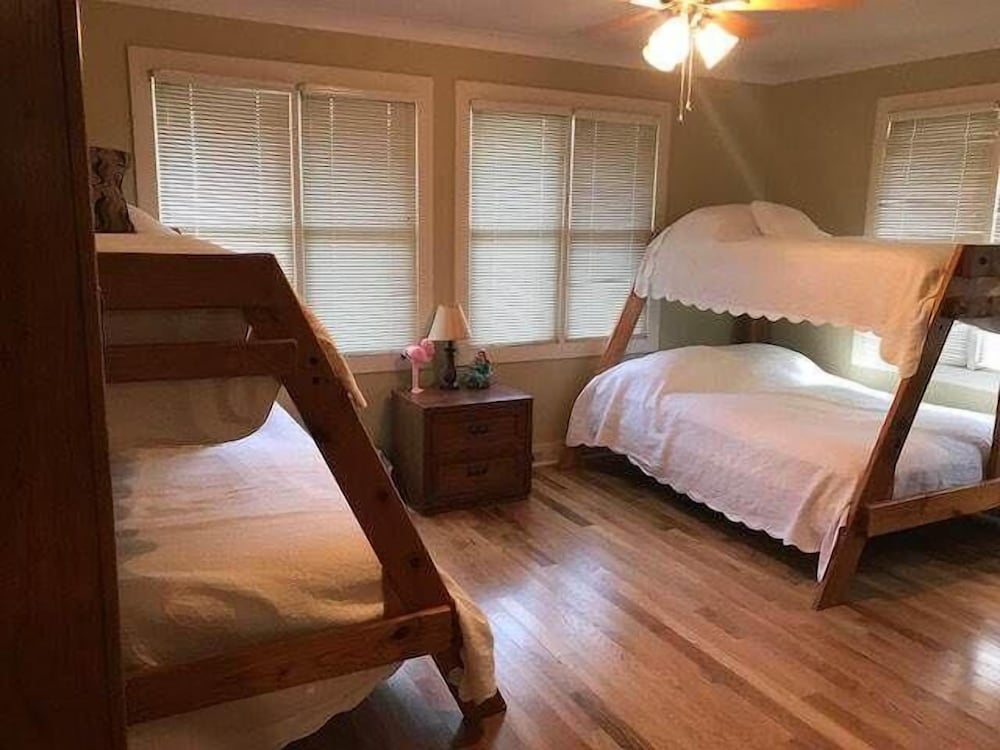 房屋, 多个床位 (SeaCzar's Retreat)