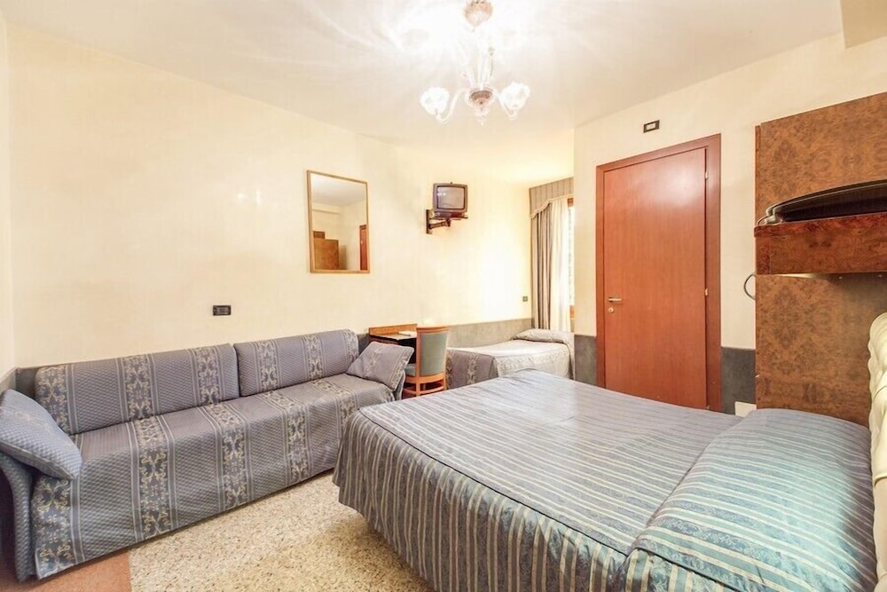 Triple Room, Private Bathroom