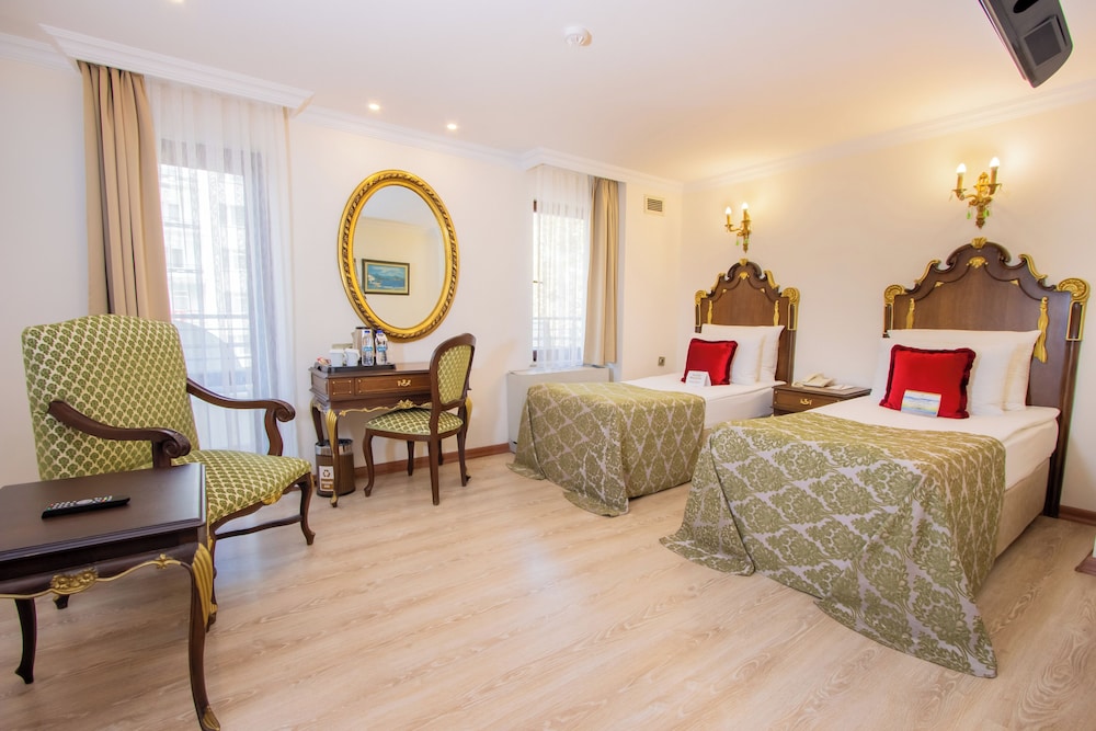 Standard Twin Room, 2 Twin Beds, Balcony photo 1