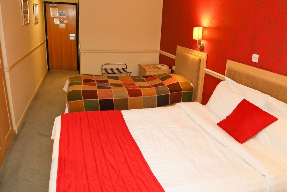 Standard Double or Twin Room photo 2
