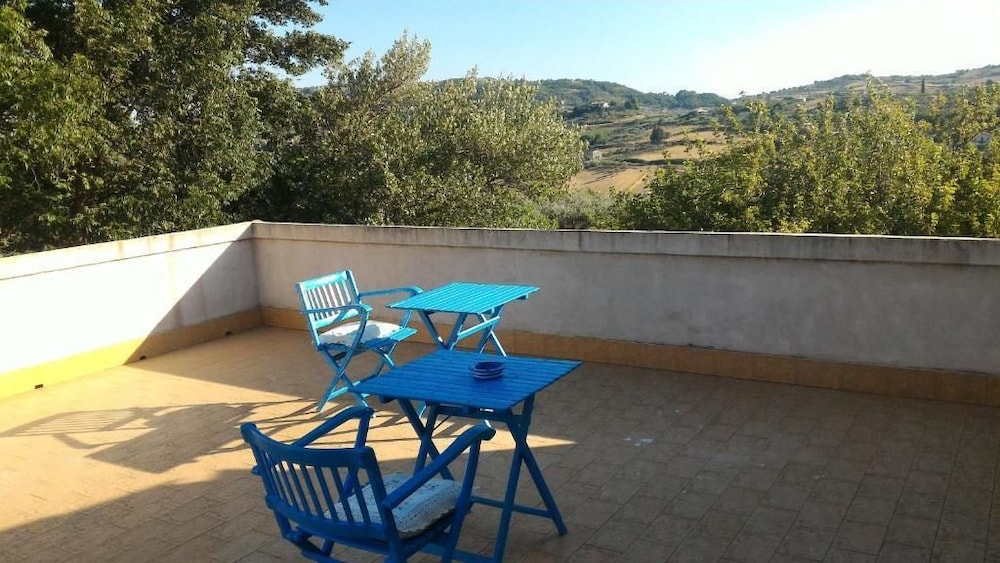 Vierbettzimmer, Terrasse (Gialla) photo 3