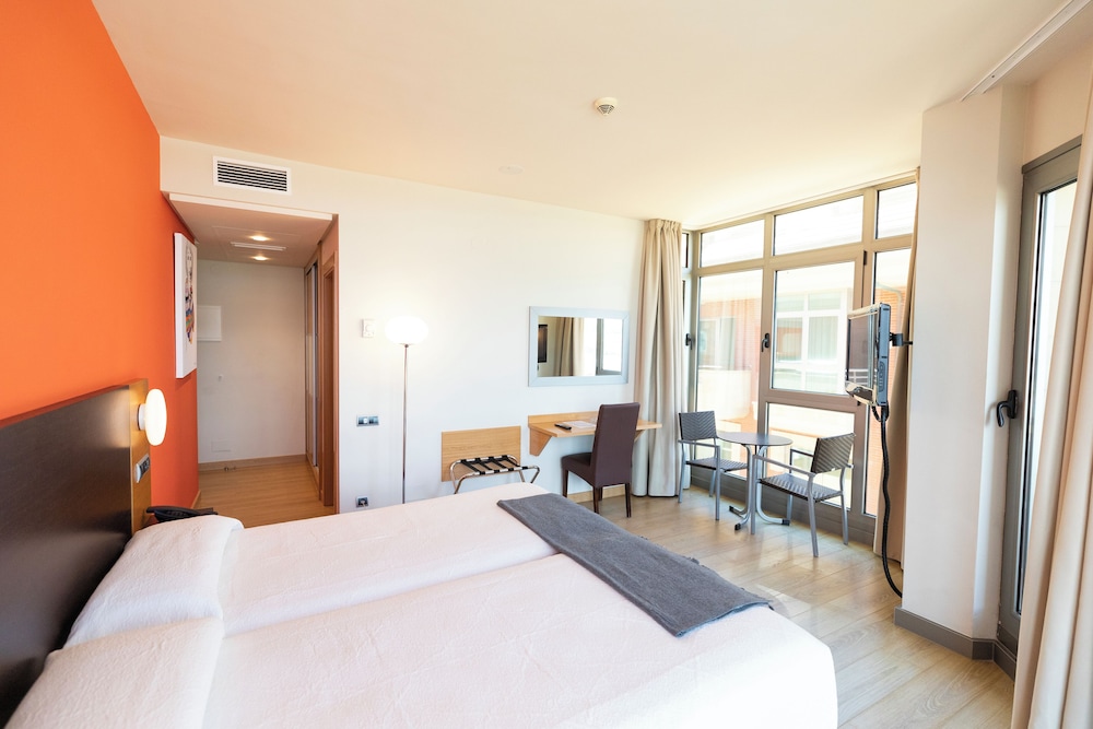 Superior Double Room, 2 Twin Beds
