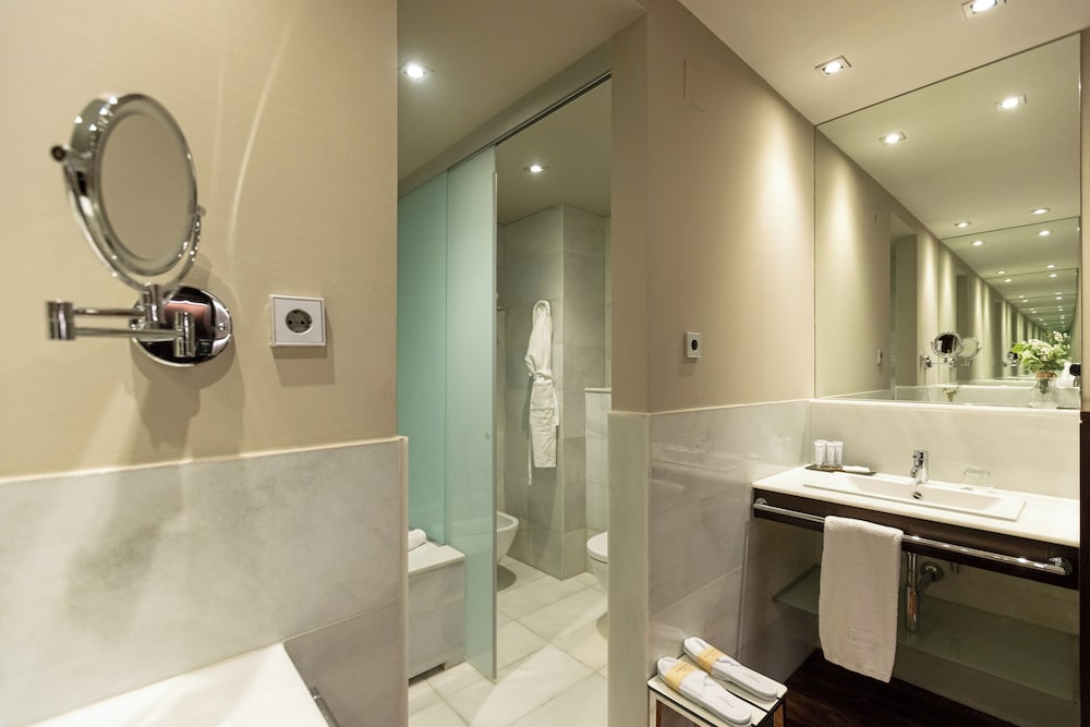 Premium Double Room - Photo 4