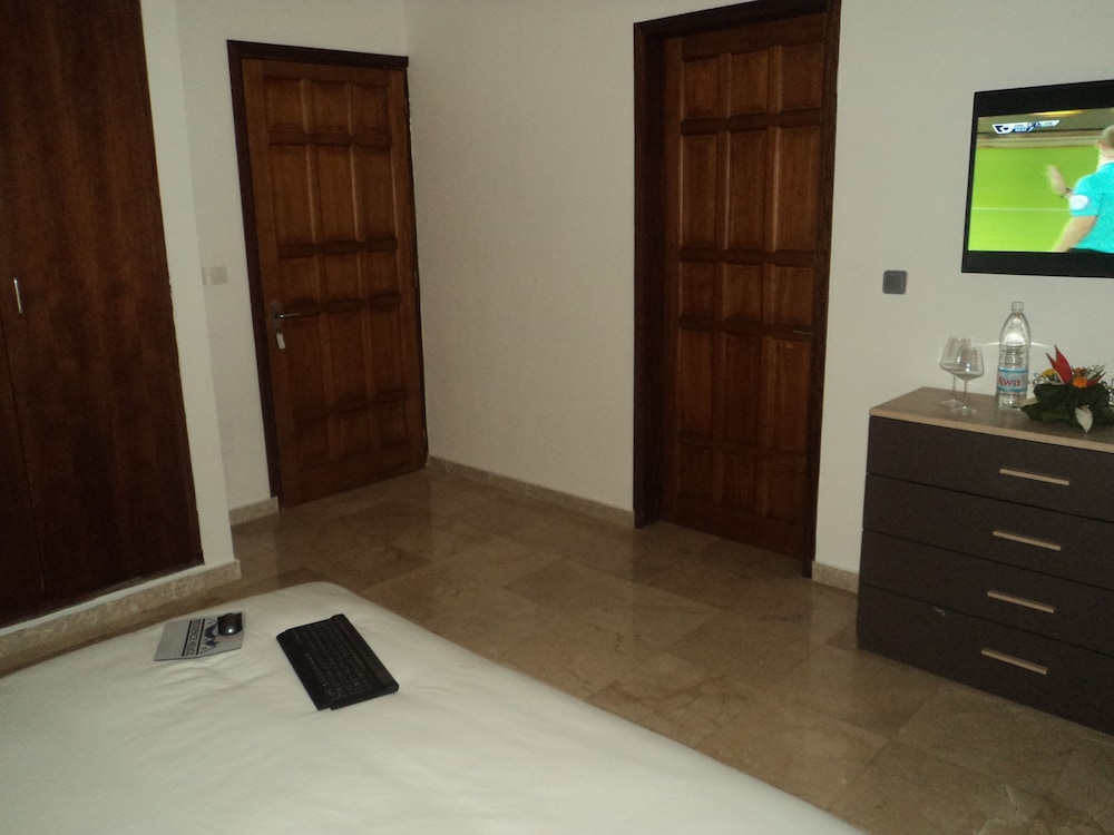 Basic Room (Athena) photo 1