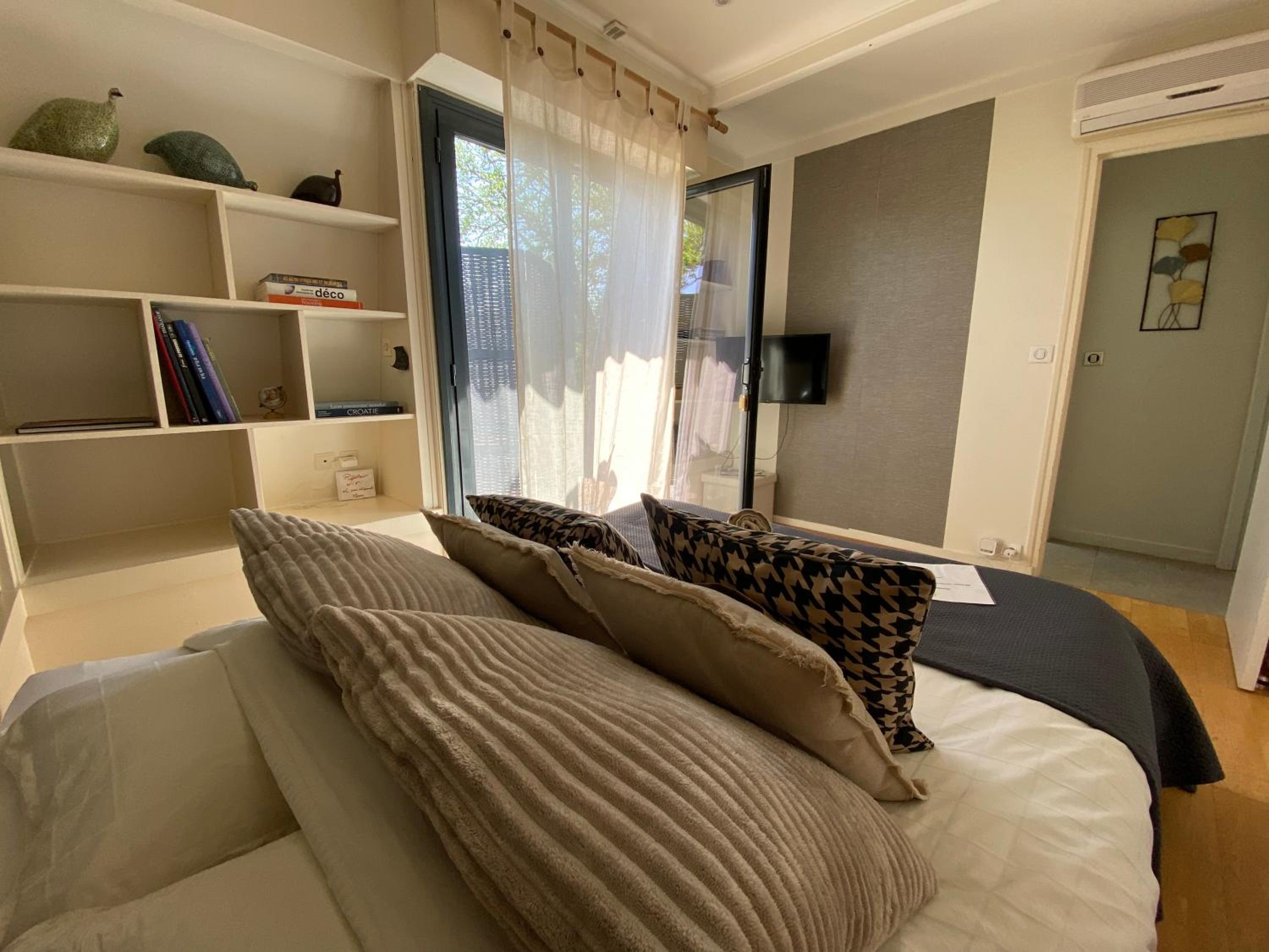 Double Room with Mountain View