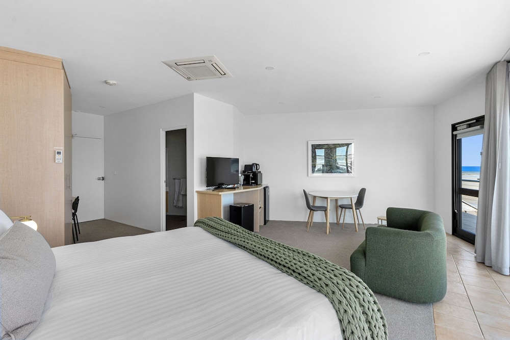 Premium Single Room, Ocean View photo 3