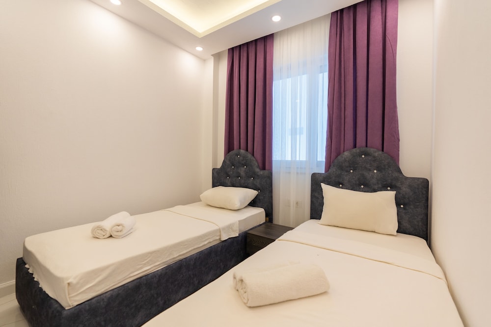 Luxury Apartment photo 3