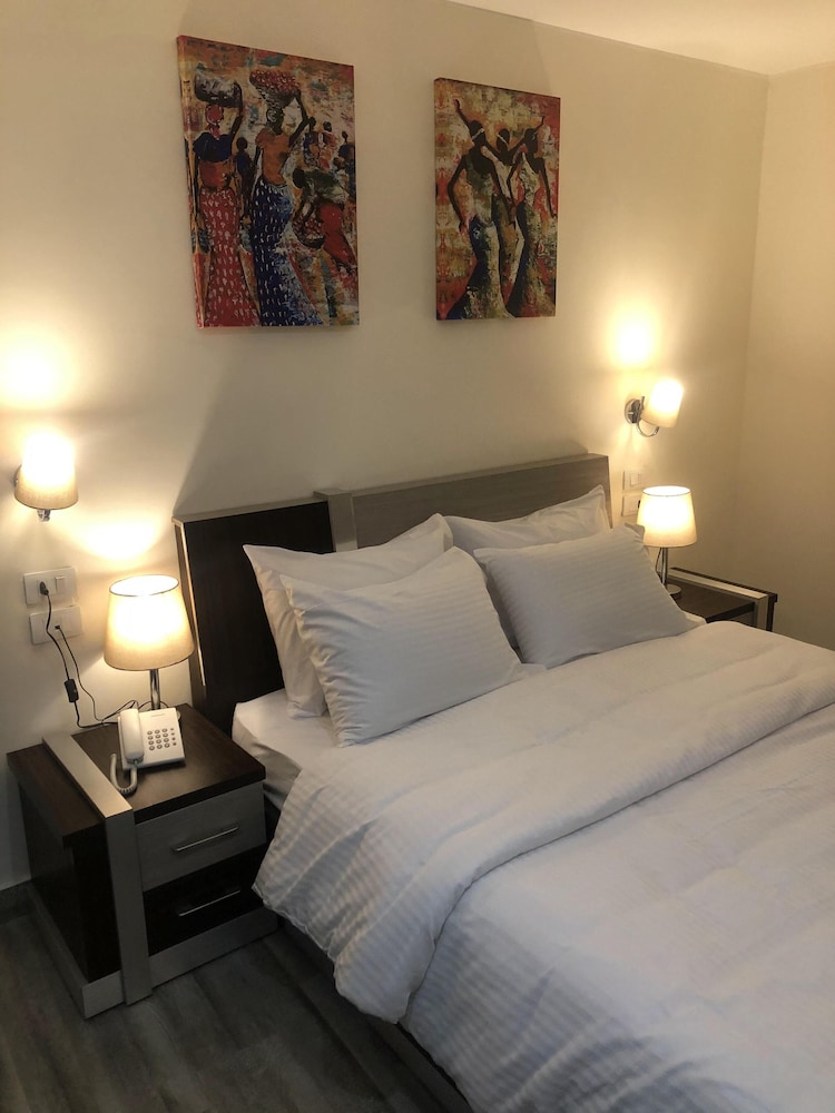 Standard Double Room, City View - Photo 2
