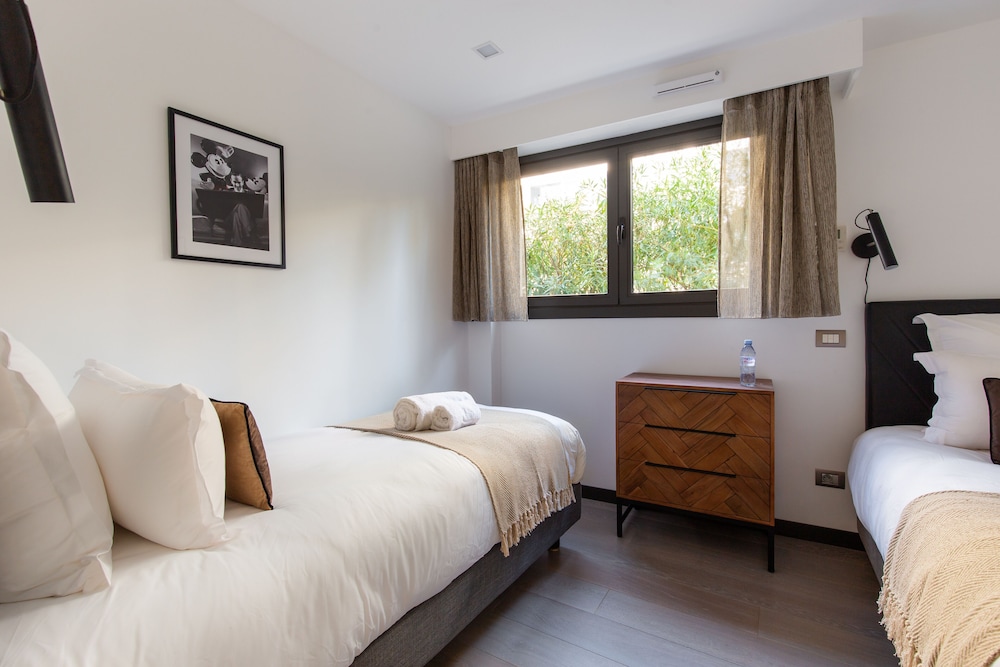 Premium Apartment