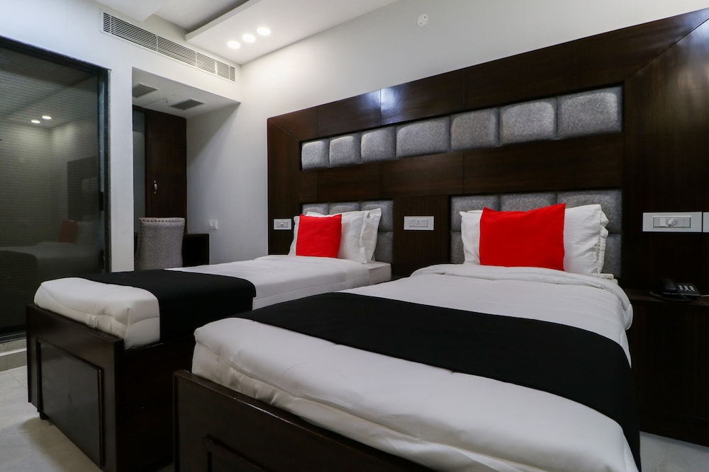 Double Or Twin Room photo 3
