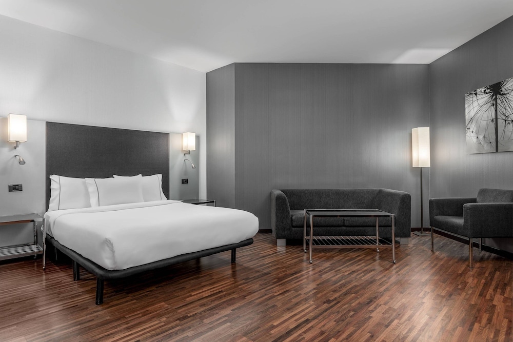 Standard Room, 1 Queen Bed