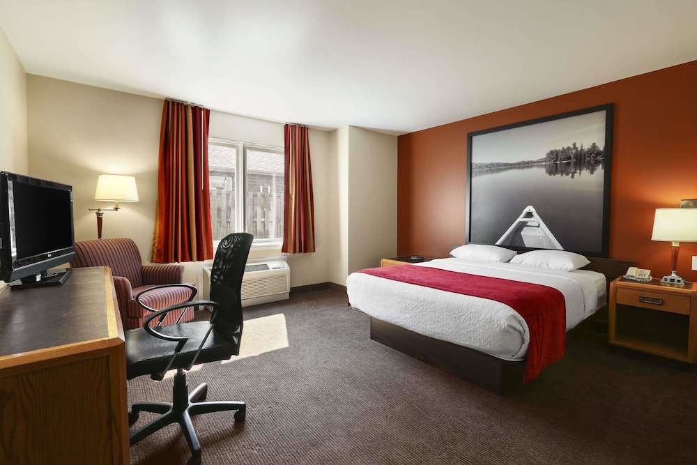 Standard Room, 2 Queen Beds - Photo 3