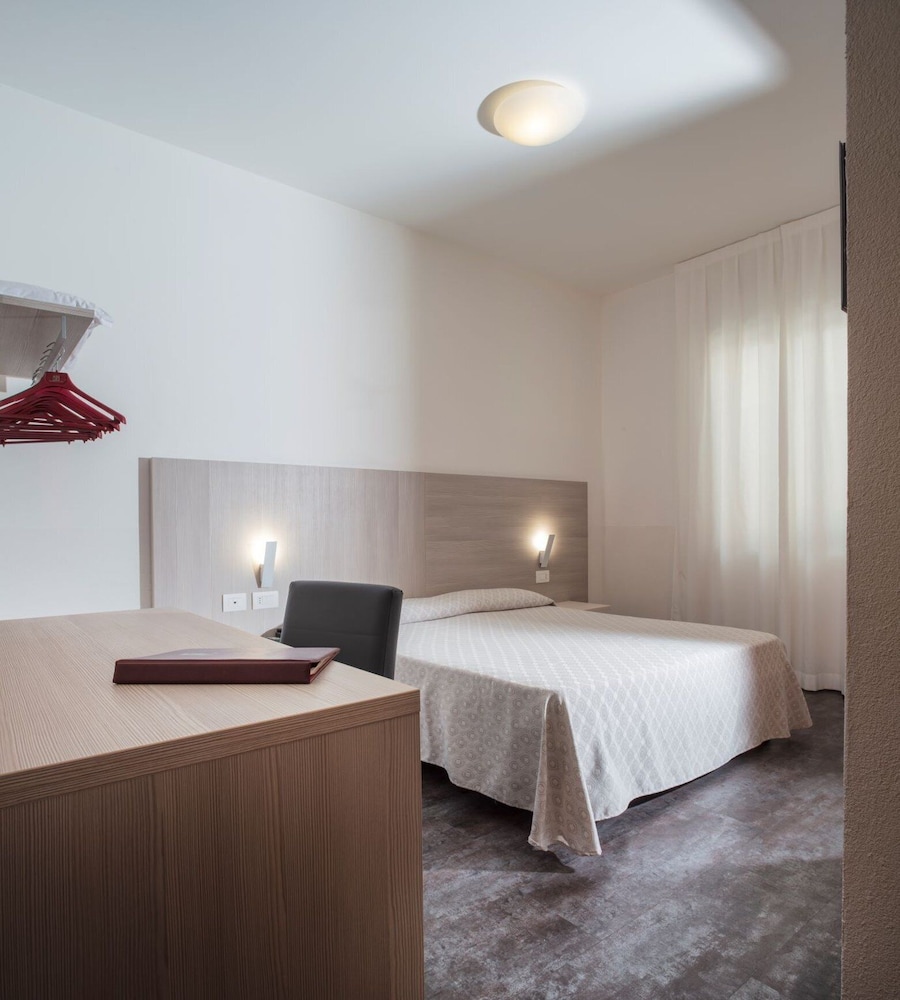 Comfort Double Room - Photo 6