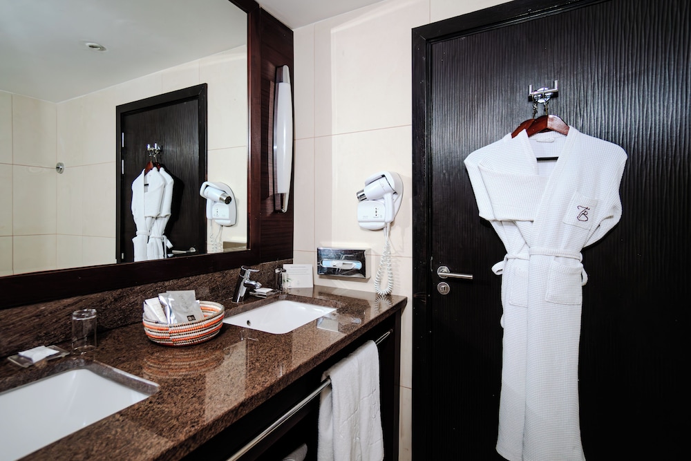 Prestige Room - Photo 3