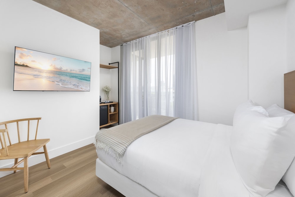 Standard Room - Photo 1