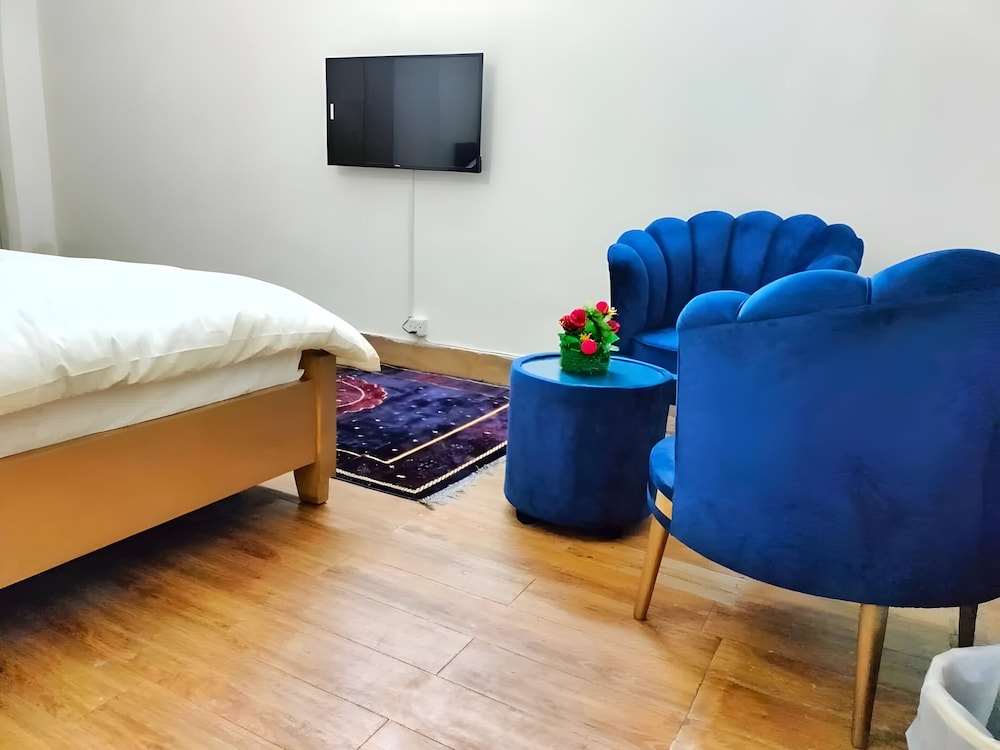 Deluxe Double Room, City View photo 3