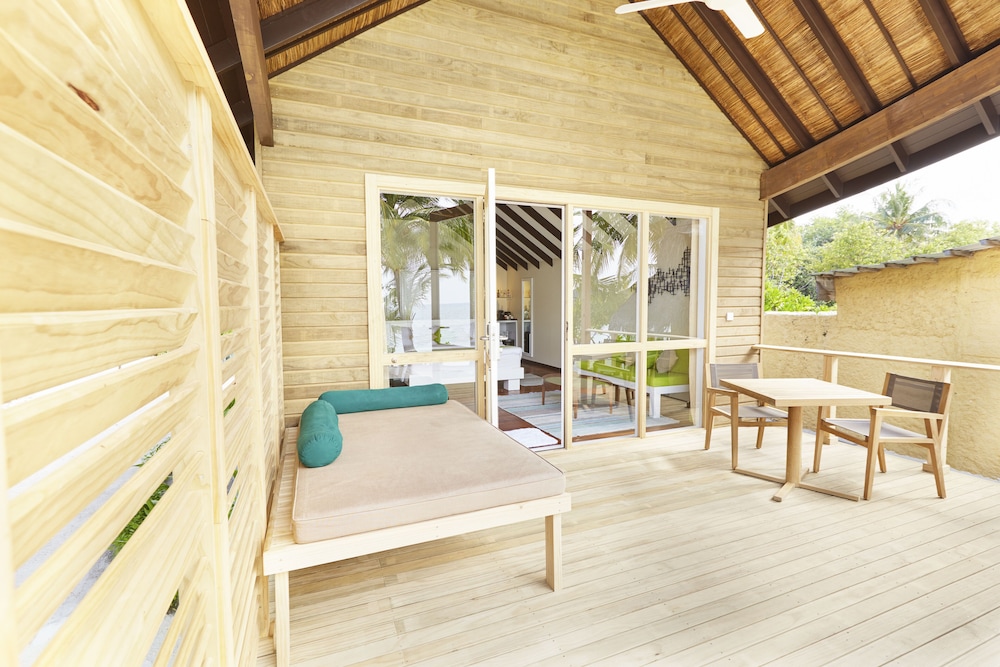 Deluxe Beach Villa photo 2