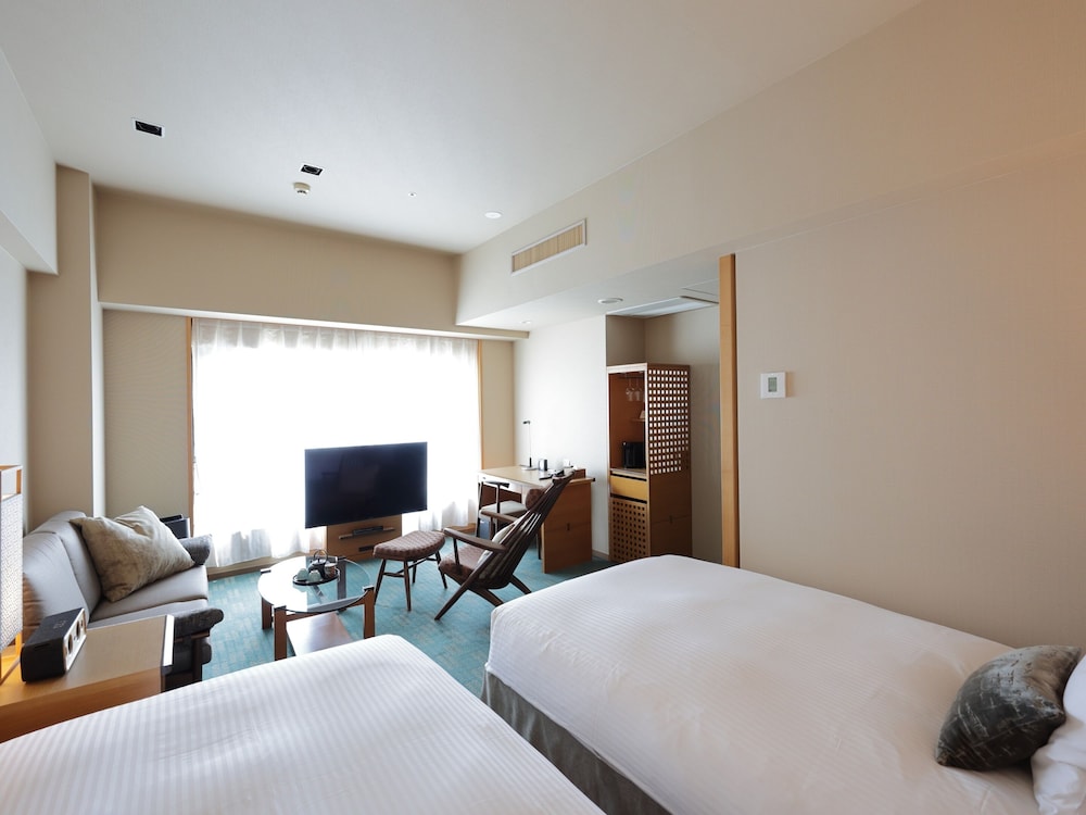 Premium Twin Room, Non Smoking, Jetted Tub (High Floor)
