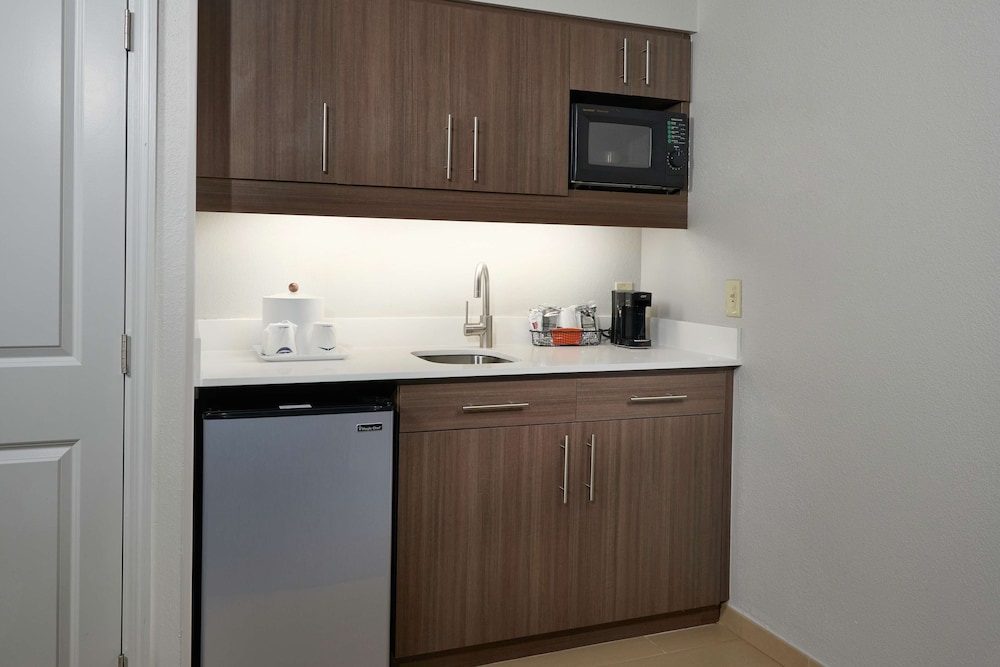 Suite, 1 Bedroom, Non Smoking - Photo 5