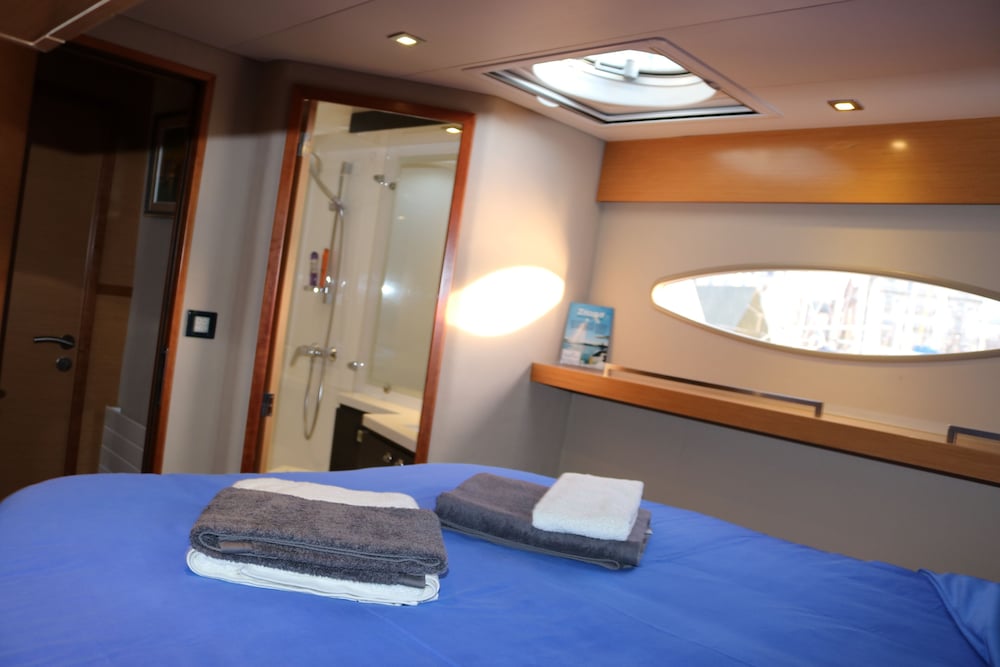 Deluxe Double Room, 1 Double Bed, Lake View (Pichette)