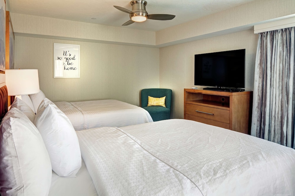 Suite, 2 Queen Beds, Accessible, Non Smoking photo 3