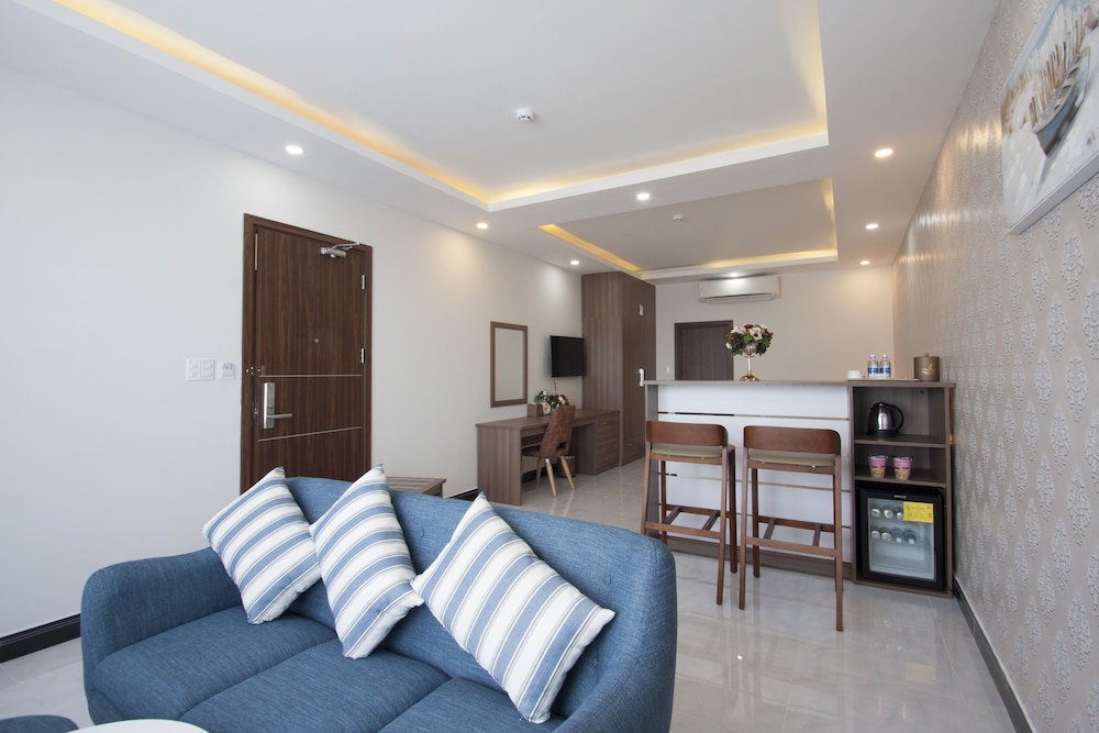 Basic Suite photo 3
