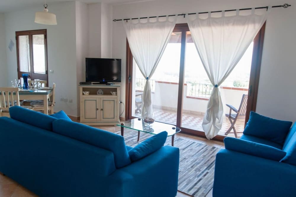Apartment photo 1