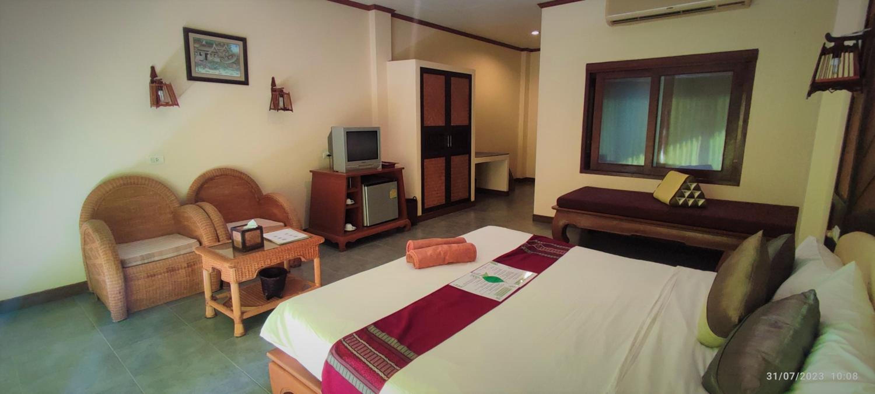 Deluxe Double or Twin Room with Balcony photo 3