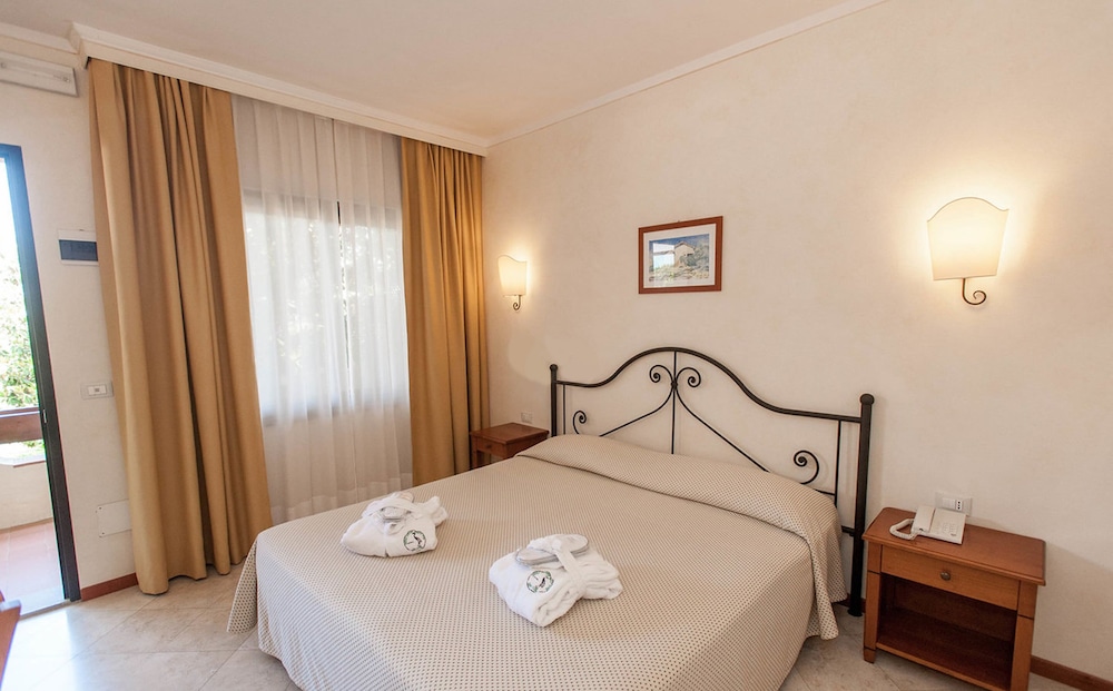 Classic Double or Twin Room