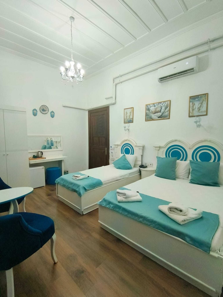 Economy Double or Twin Room photo 1