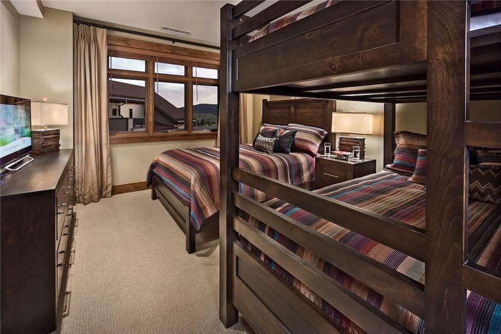 Condo, Multiple Beds, Mountain View (Treasure Mountain (#605) (Condo)) photo 3