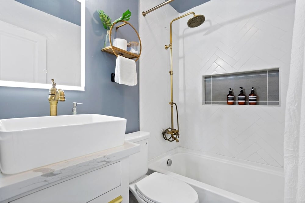 Stylish Stay Sleeps 8 Wi-fi Parking Gym, Fotografia 17