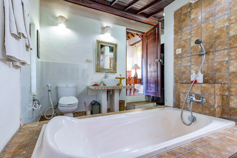 Superior Double Room, 1 Bedroom, Non Smoking, Garden View - Photo 5