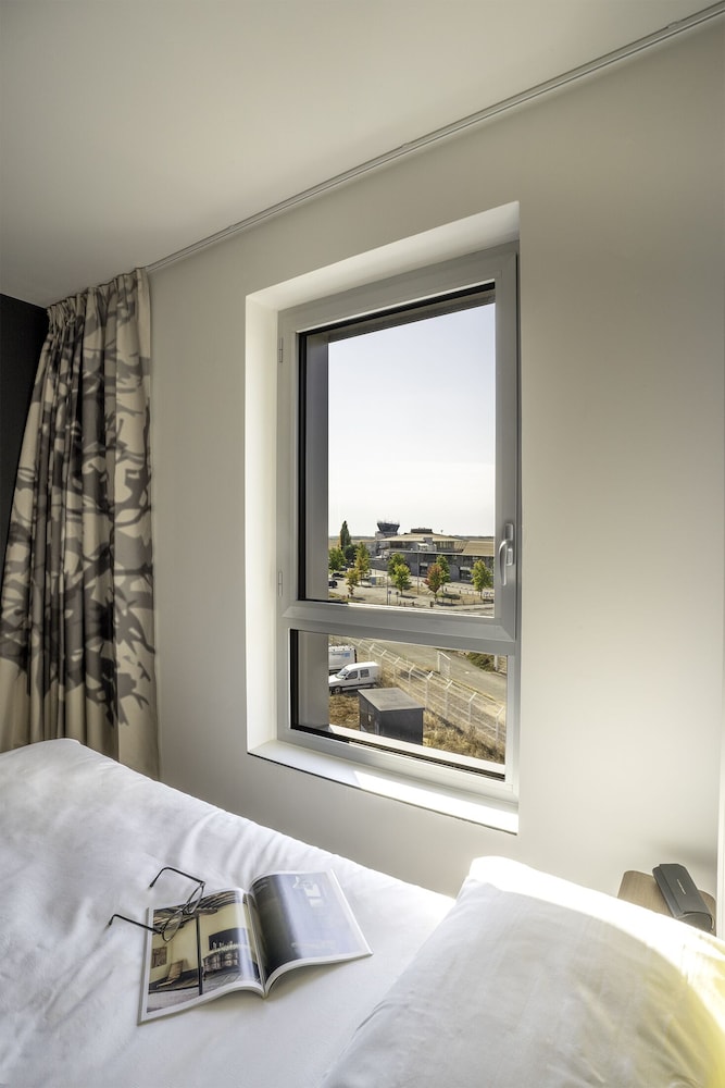 Double Room - Photo 12