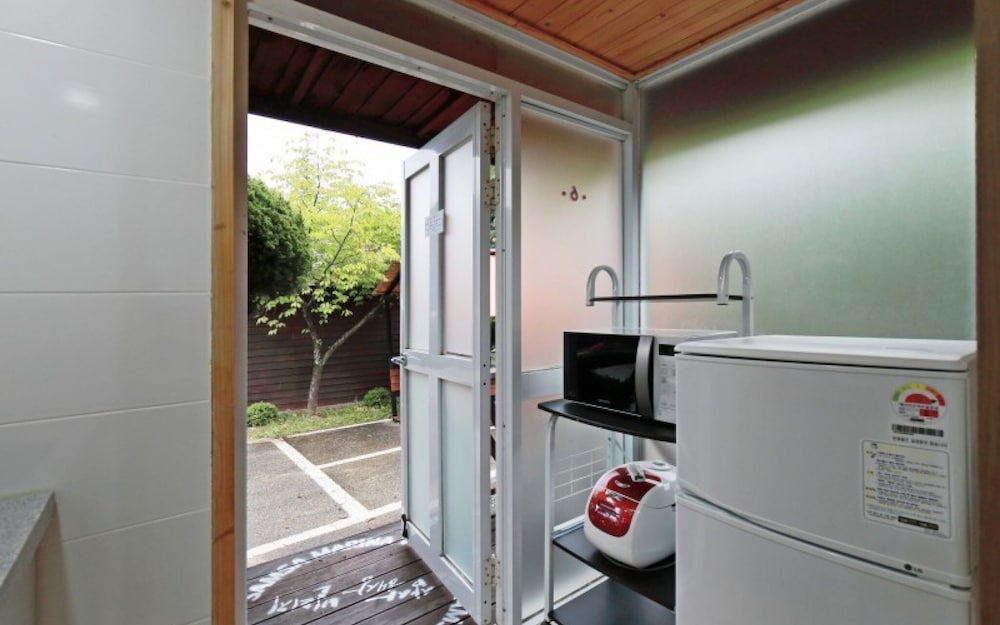 Room (Small 6 (Individual Terrace)) photo 2