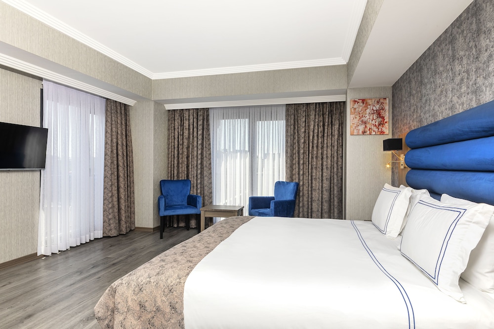 Available room