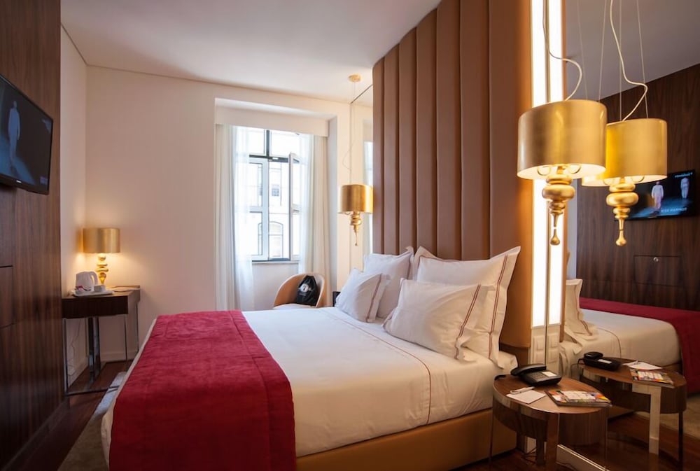 Available room