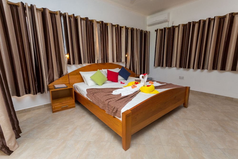 Deluxe Apartment, Sea View, Beachside