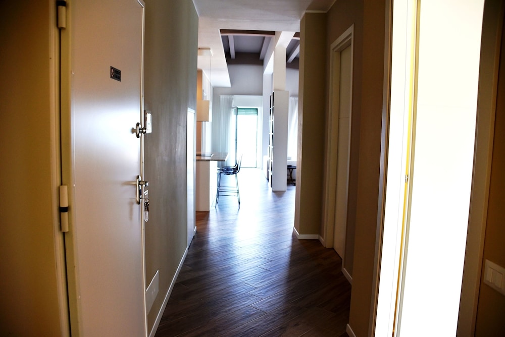 Penthouse photo 3