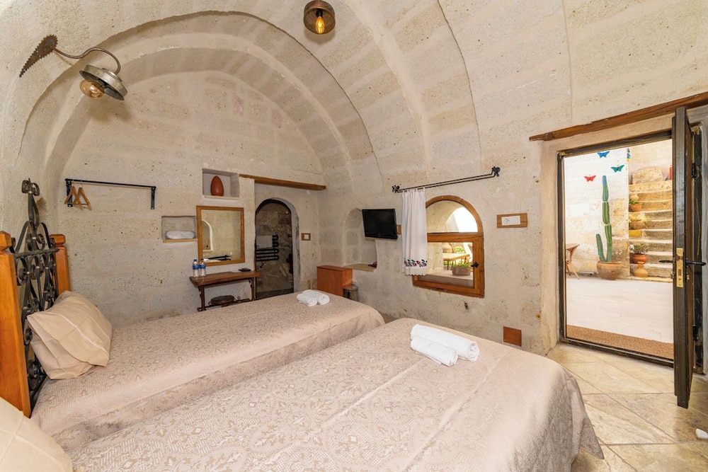 Standard Twin Room photo 3