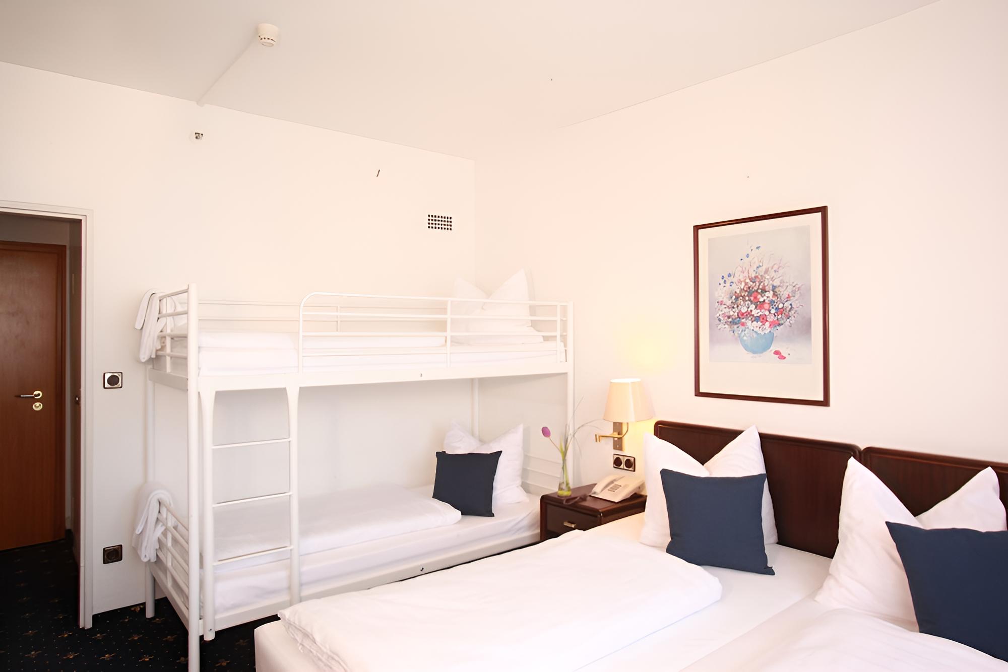 Quadruple Room photo 2