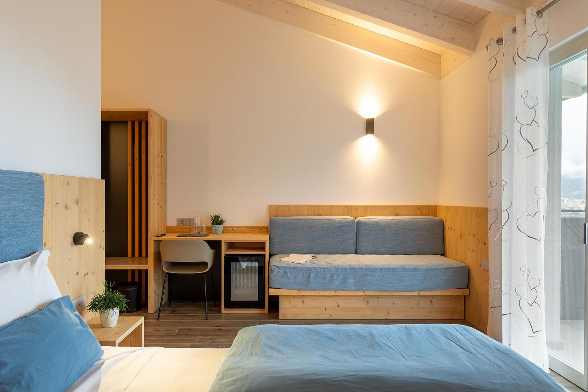 Deluxe Triple Room - Photo 1
