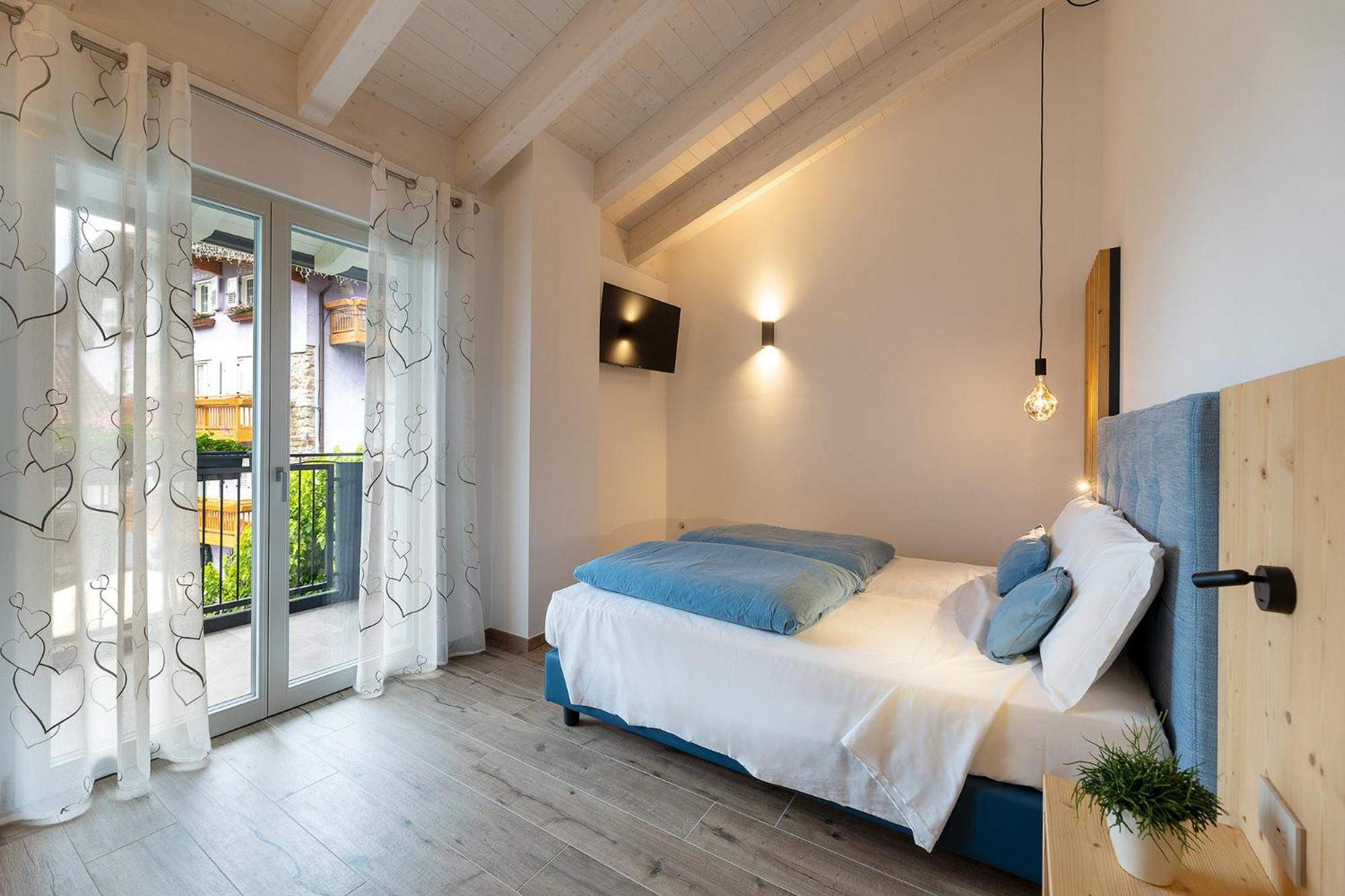 Deluxe Triple Room - Photo 5