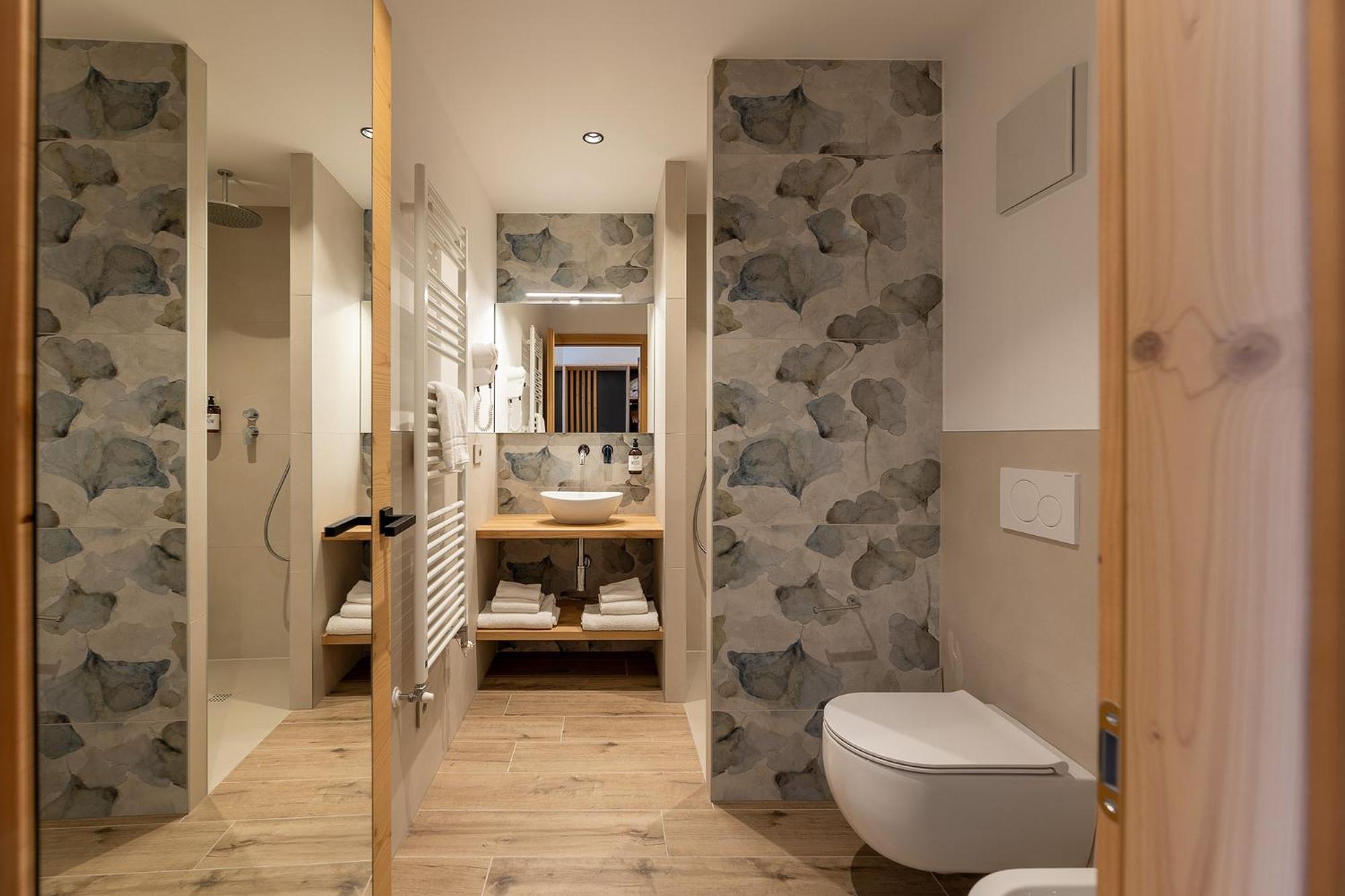 Deluxe Triple Room - Photo 12