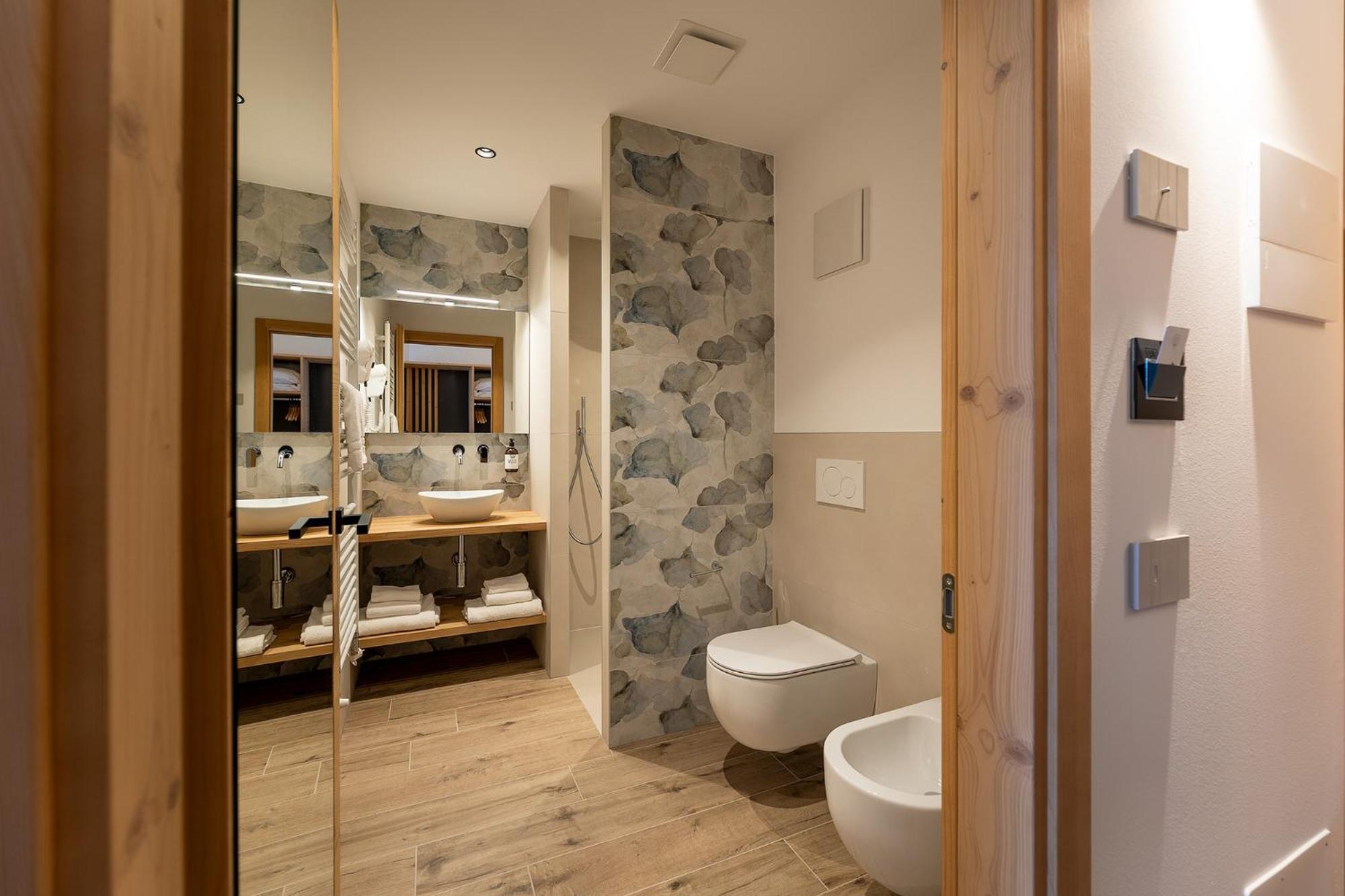 Deluxe Triple Room - Photo 14