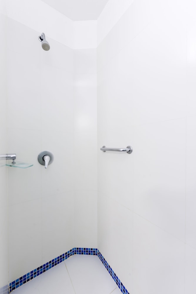 Deluxe Triple Room - Photo 6