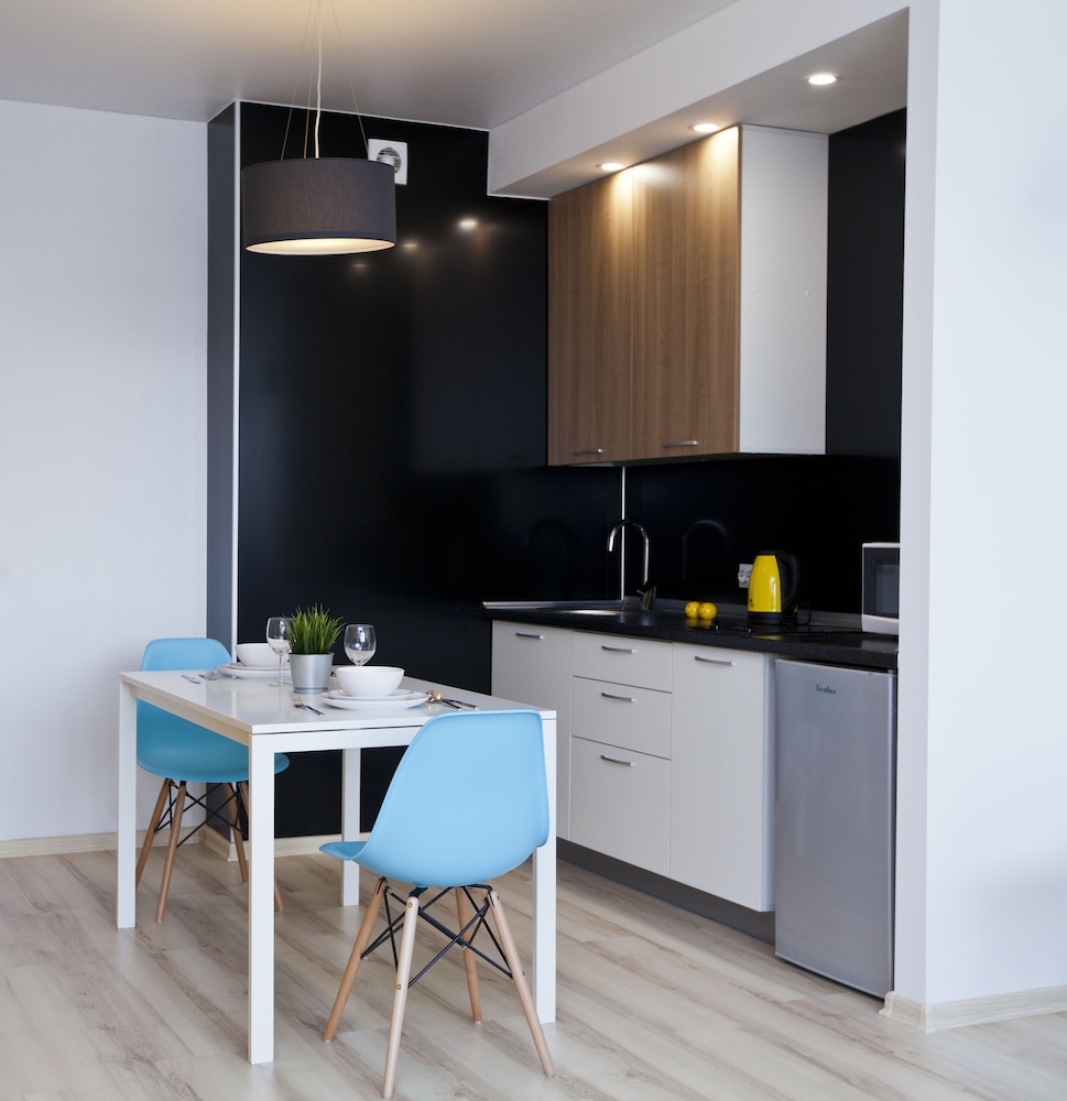 Signature Apartment photo 2
