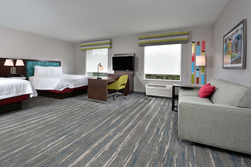 Studio, 2 Queen Beds, Non Smoking, Refrigerator & Microwave (Wet bar)