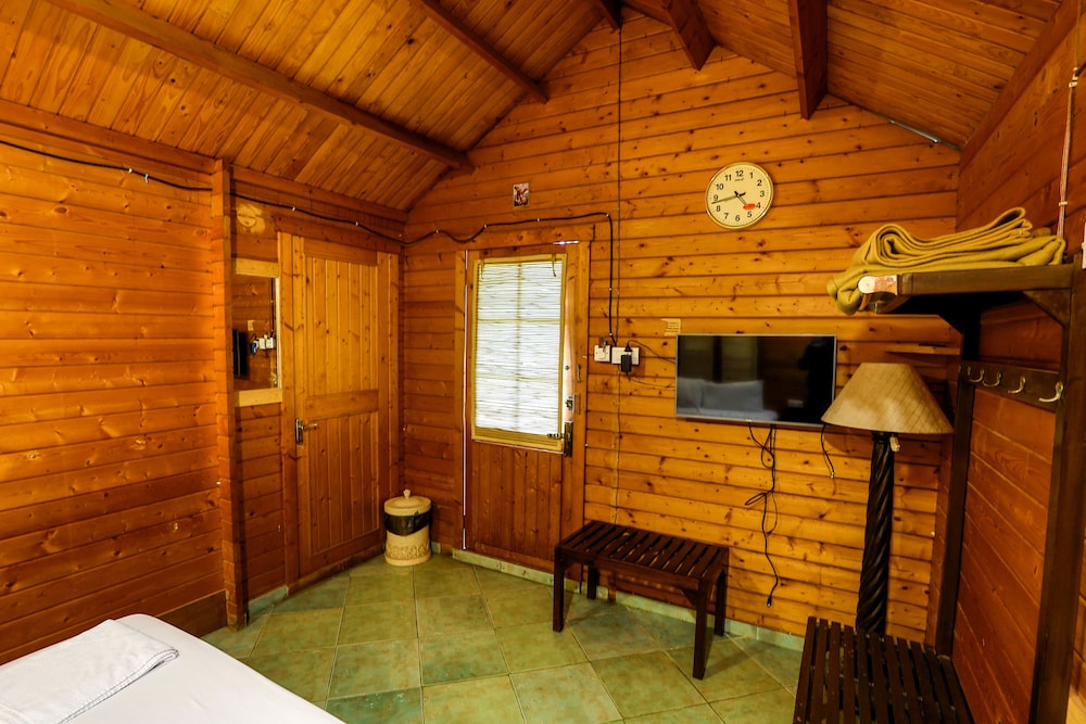 Basic Cottage - Photo 2